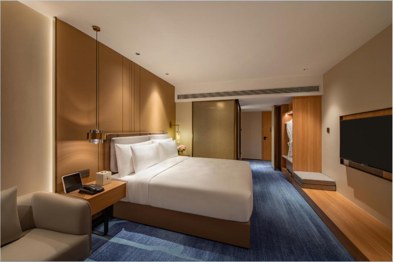 Guangzhou Hotel - Free Shuttle Bus To Exhibition Center During Canton Fair Period エクステリア 写真